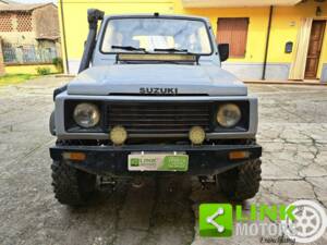 Image 2/8 de Suzuki SJ 413 (1988)