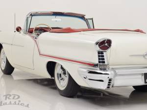 Image 37/50 of Oldsmobile Super 88 Convertible (1957)