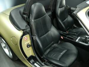 Bild 19/30 von BMW Z3 2.2i (2002)