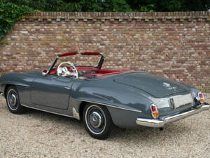 Image 27/50 of Mercedes-Benz 190 SL (1957)