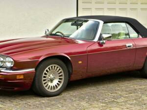 Image 19/50 de Jaguar XJS 5.3 V12 (1995)