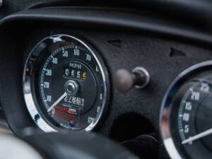 Bild 20/25 von MG MGB V8 (1969)