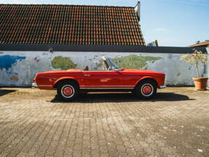 Image 8/8 of Mercedes-Benz 230 SL (1964)