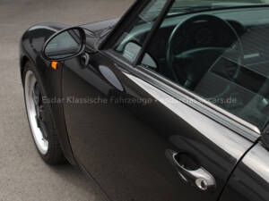 Bild 28/29 von Porsche 911 Carrera 4 (1996)