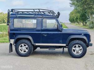 Image 9/39 de Land Rover Defender 90 (1997)
