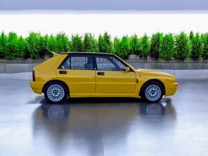 Image 6/13 of Lancia Delta HF Integrale Evoluzione I (1992)