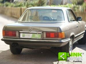 Image 7/10 of Mercedes-Benz 280 SLC (1976)