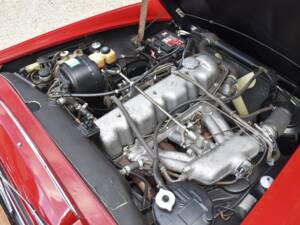 Image 44/45 of Mercedes-Benz 230 SL (1964)