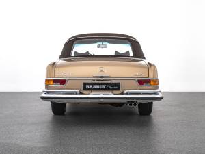 Image 6/18 of Mercedes-Benz 280 SE 3,5 (1970)