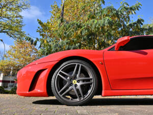 Bild 13/27 von Ferrari F 430 (2005)