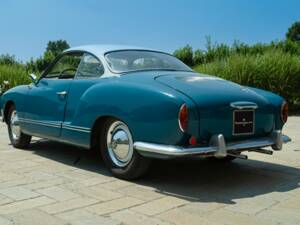 Immagine 6/50 di Volkswagen Karmann Ghia 1200 (1963)