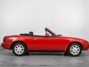 Image 10/50 de Mazda MX-5 1.6 (1992)