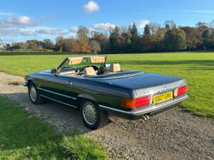 Image 9/71 of Mercedes-Benz 420 SL (1988)