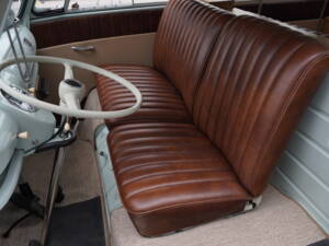 Image 16/50 of Volkswagen T1 Kombi (1962)