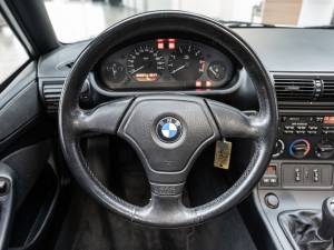 Bild 8/26 von BMW Z3 1.8 (1996)