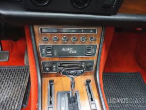 Image 40/66 of FIAT 130 Coupé (1972)