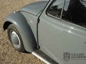 Imagen 41/50 de Volkswagen Maggiolino 1200 Standard &quot;Ovali&quot; (1955)