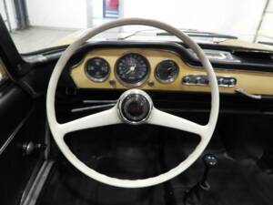 Immagine 8/14 di FIAT 600 Spider Vignale (1966)