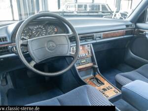 Image 14/15 of Mercedes-Benz 420 SEL (1988)