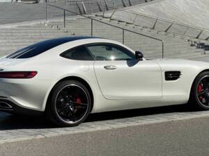 Image 7/34 of Mercedes-AMG GT-S (2018)