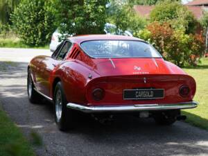 Image 15/36 of Ferrari 275 GTB&#x2F;4 (1968)