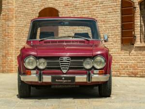 Afbeelding 2/42 van Alfa Romeo Giulia 1300 Super (1973)