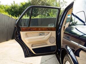 Bild 33/50 von Bentley Arnage T (2004)