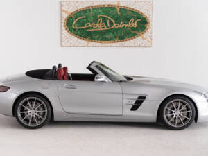 Image 13/48 of Mercedes-Benz SLS AMG Roadster (2012)