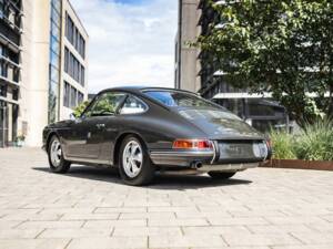 Image 7/59 of Porsche 911 2.0 (1967)