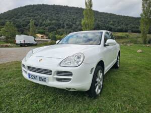 Image 2/7 de Porsche Cayenne S (2005)