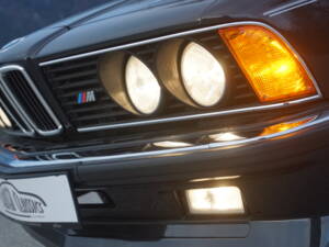 Bild 8/20 von BMW M 635 CSi (1986)