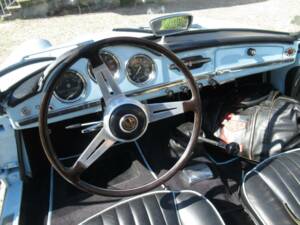Imagen 27/37 de Alfa Romeo Giulia 1600 Spider Veloce (1965)