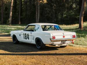 Image 8/20 of Ford Mustang Notchback (1965)