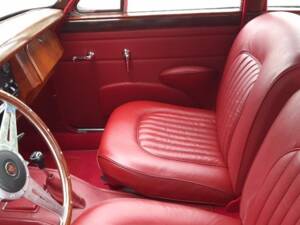 Image 35/49 of Jaguar Mk II 3.8 (1963)