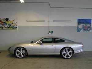 Image 31/39 de Jaguar XKR (2002)