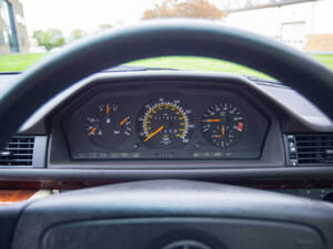 Afbeelding 17/29 van Mercedes-Benz E 320 (1995)