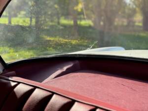 Image 131/132 of Mercedes-Benz 220 SE b (1963)