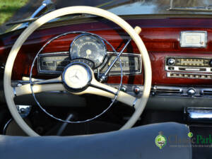 Imagen 28/50 de Mercedes-Benz 300 d Cabriolet D (1958)