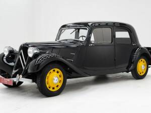Afbeelding 1/15 van Citroën Traction Avant 11 BL Légère (1938)