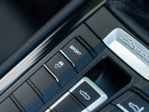Image 28/47 of Porsche Boxster (2016)