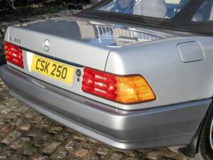 Bild 14/31 von Mercedes-Benz SL 320 (1993)