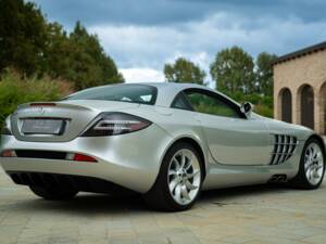 Immagine 17/50 di Mercedes-Benz SLR McLaren (2005)