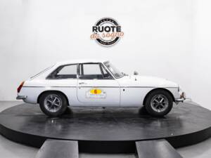 Afbeelding 5/50 van MG MGB GT (1971)