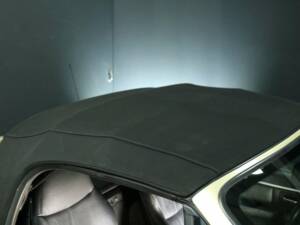 Bild 28/30 von BMW Z3 2.2i (2002)