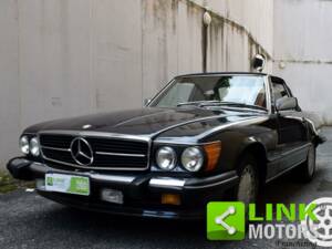 Afbeelding 1/10 van Mercedes-Benz 560 SL (1986)