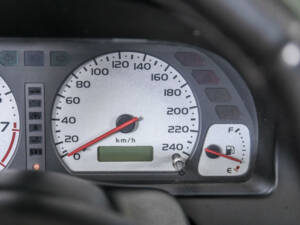 Bild 17/50 von MG F 1.8i (2000)