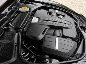 Image 44/50 of Bentley Continental GTC V8 (2014)