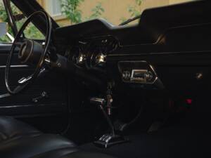 Image 28/81 of Ford Mustang 289 (1967)