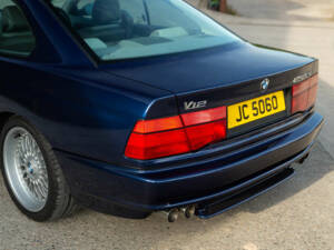 Image 9/50 de BMW 850CSi (1993)