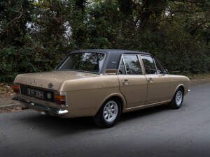 Bild 6/18 von Ford Cortina 1600 E (1970)